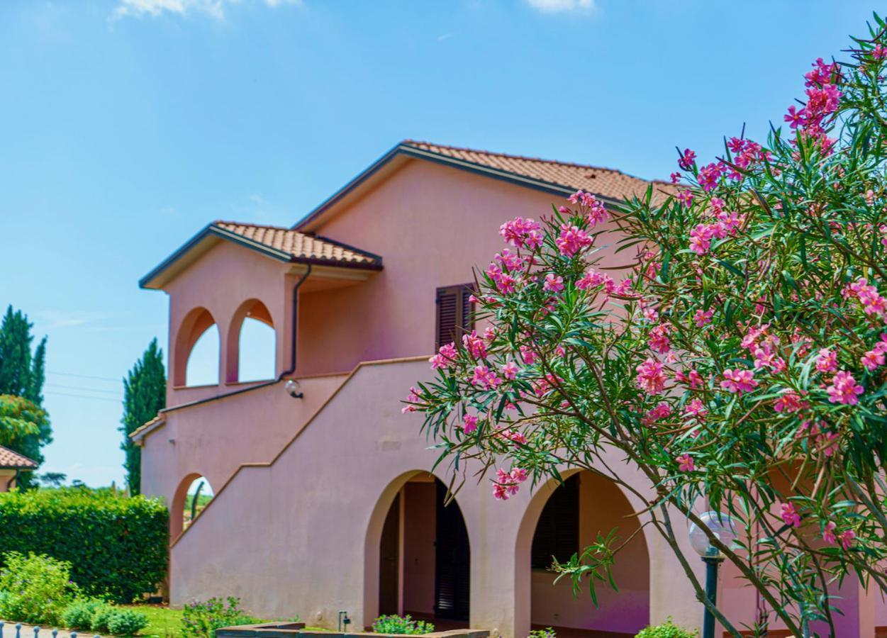 Appartamenti In Residence Villa Santa Maria Сан Винченцо Екстериор снимка
