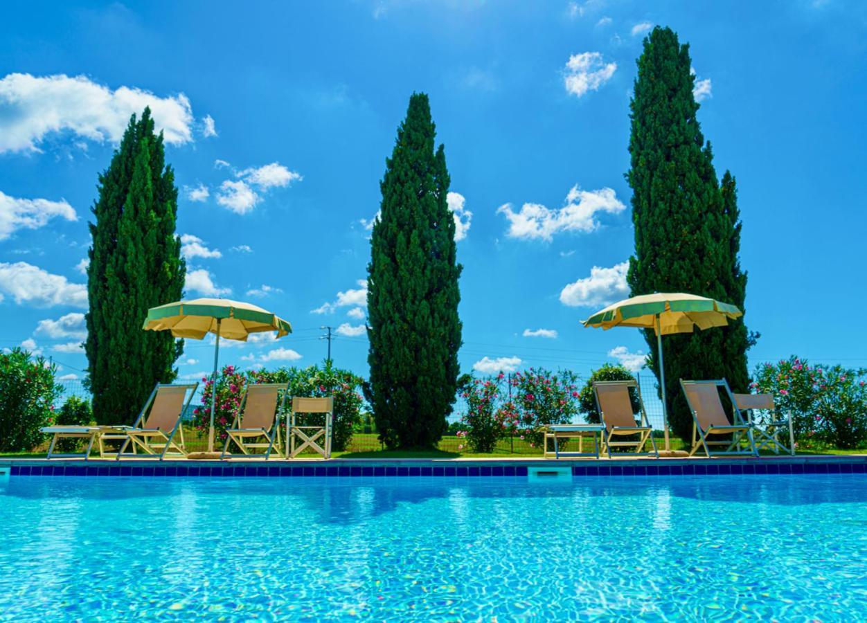 Appartamenti In Residence Villa Santa Maria Сан Винченцо Екстериор снимка