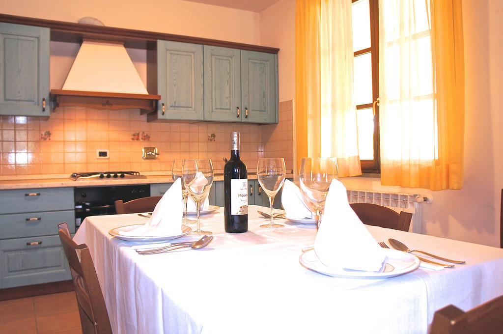 Appartamenti In Residence Villa Santa Maria Сан Винченцо Екстериор снимка