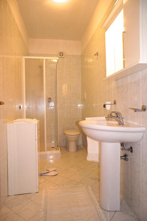 Appartamenti In Residence Villa Santa Maria Сан Винченцо Стая снимка
