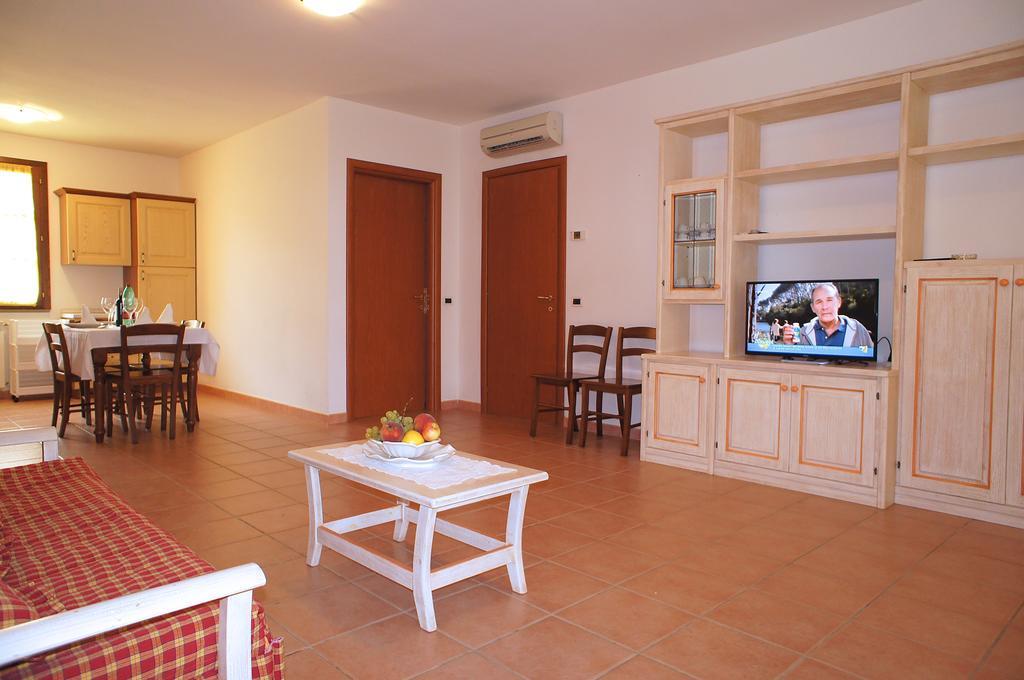 Appartamenti In Residence Villa Santa Maria Сан Винченцо Стая снимка